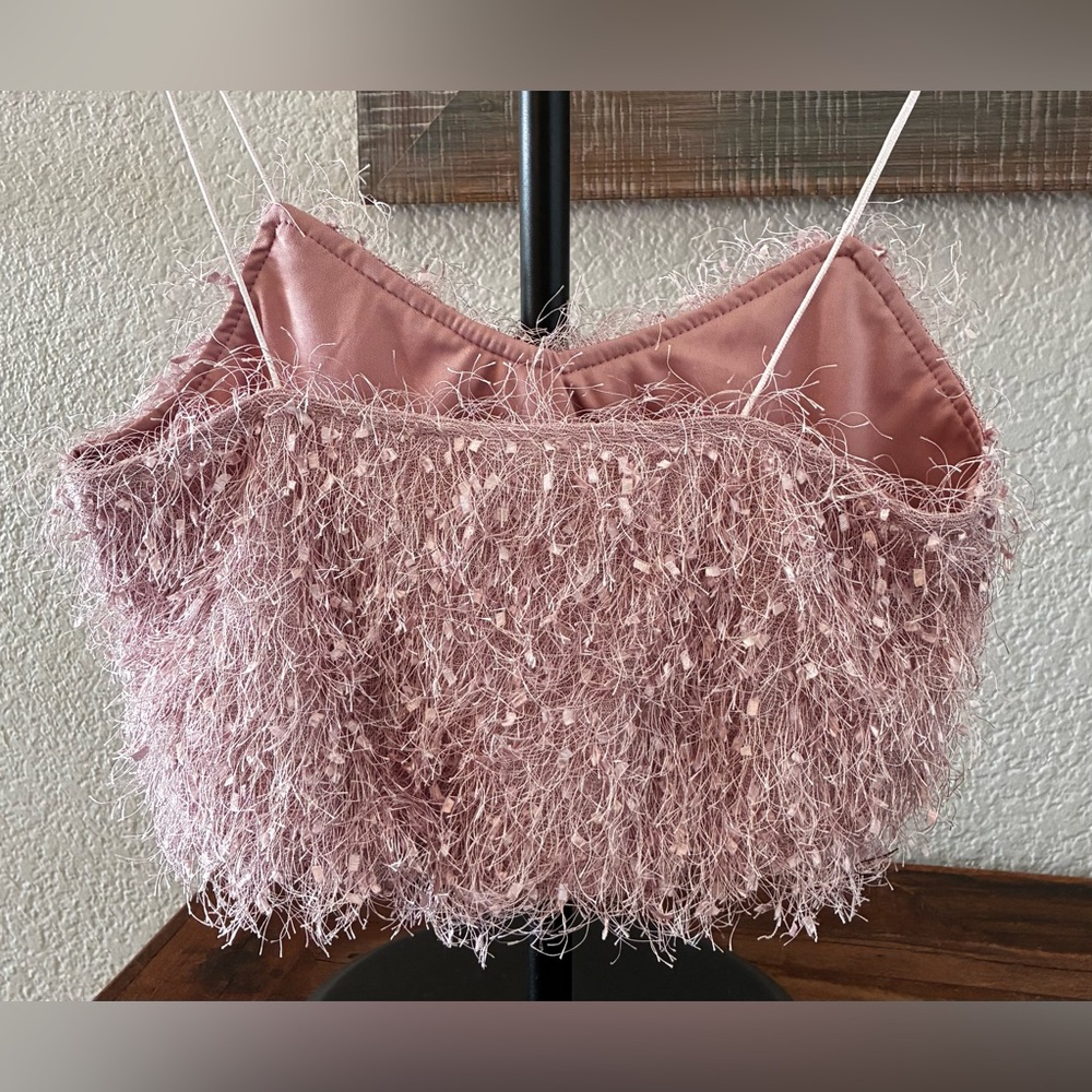 HAYDEN LOS ANGELES Blush Textured Crop Top Tank Cami with Spaghetti Straps. - Picture 3 of 6